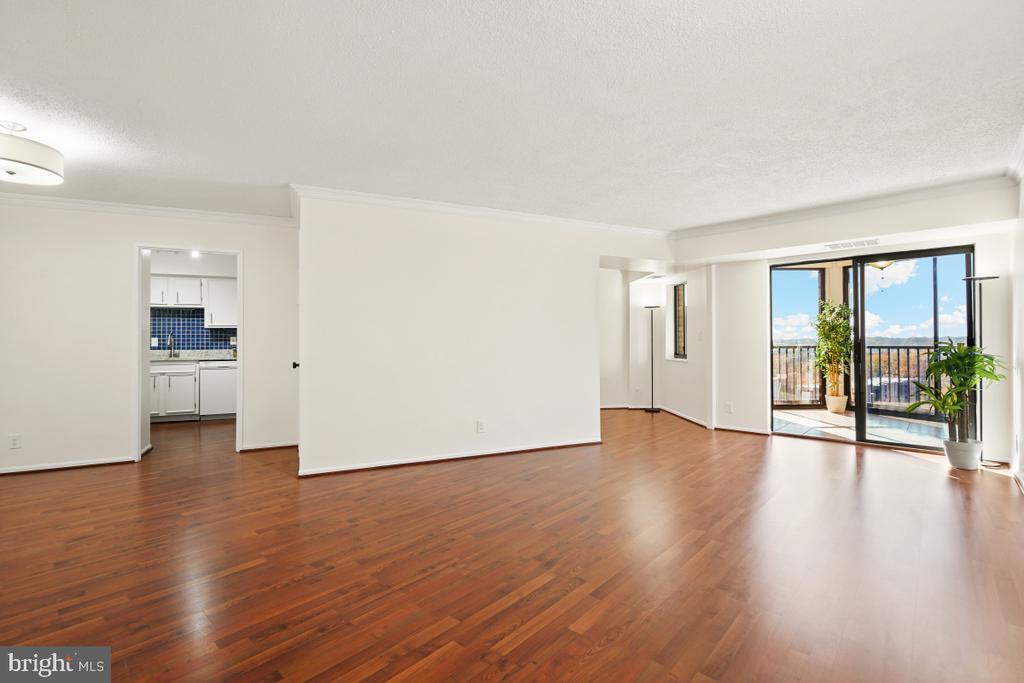 5903 MOUNT EAGLE DRIVE 1611