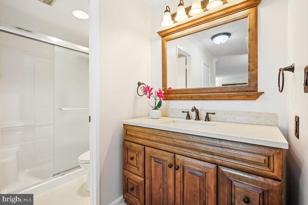 5903 MOUNT EAGLE DRIVE 1611