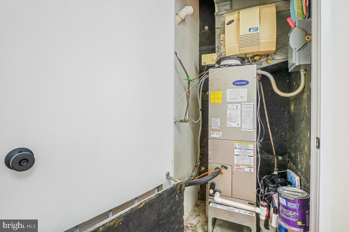 5903 MOUNT EAGLE DRIVE 1611