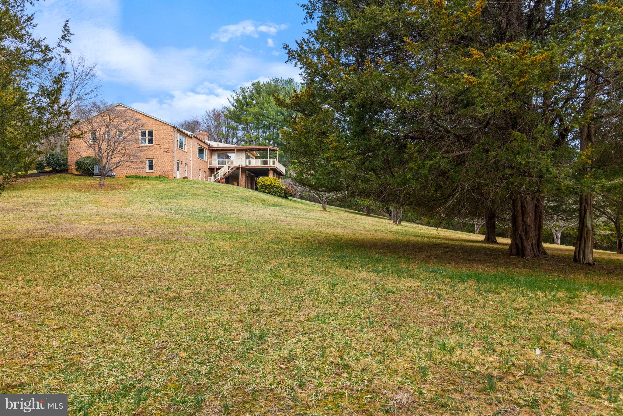 10100 WINDING BROOK LANE