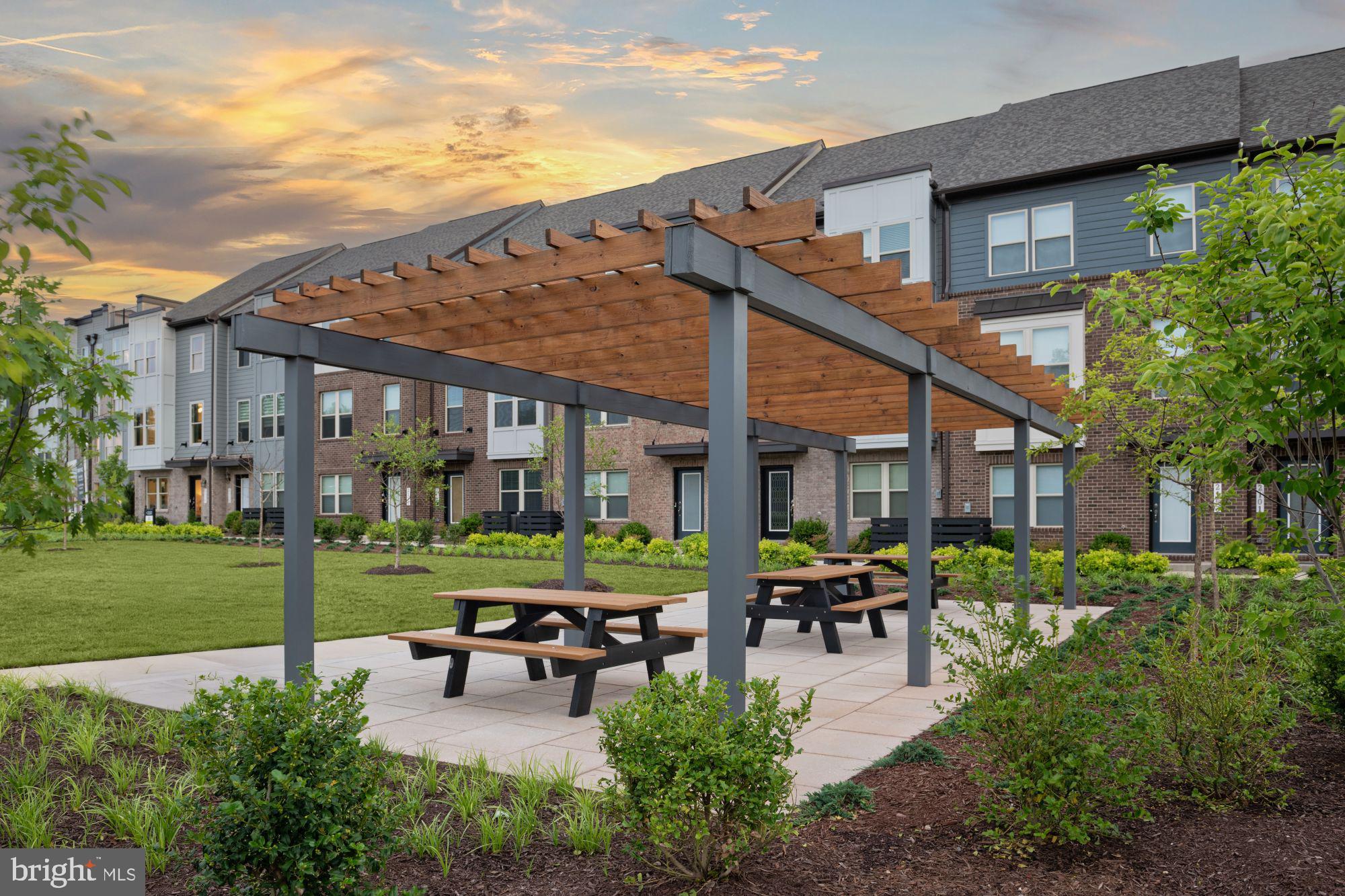 2157 GLACIER ROAD