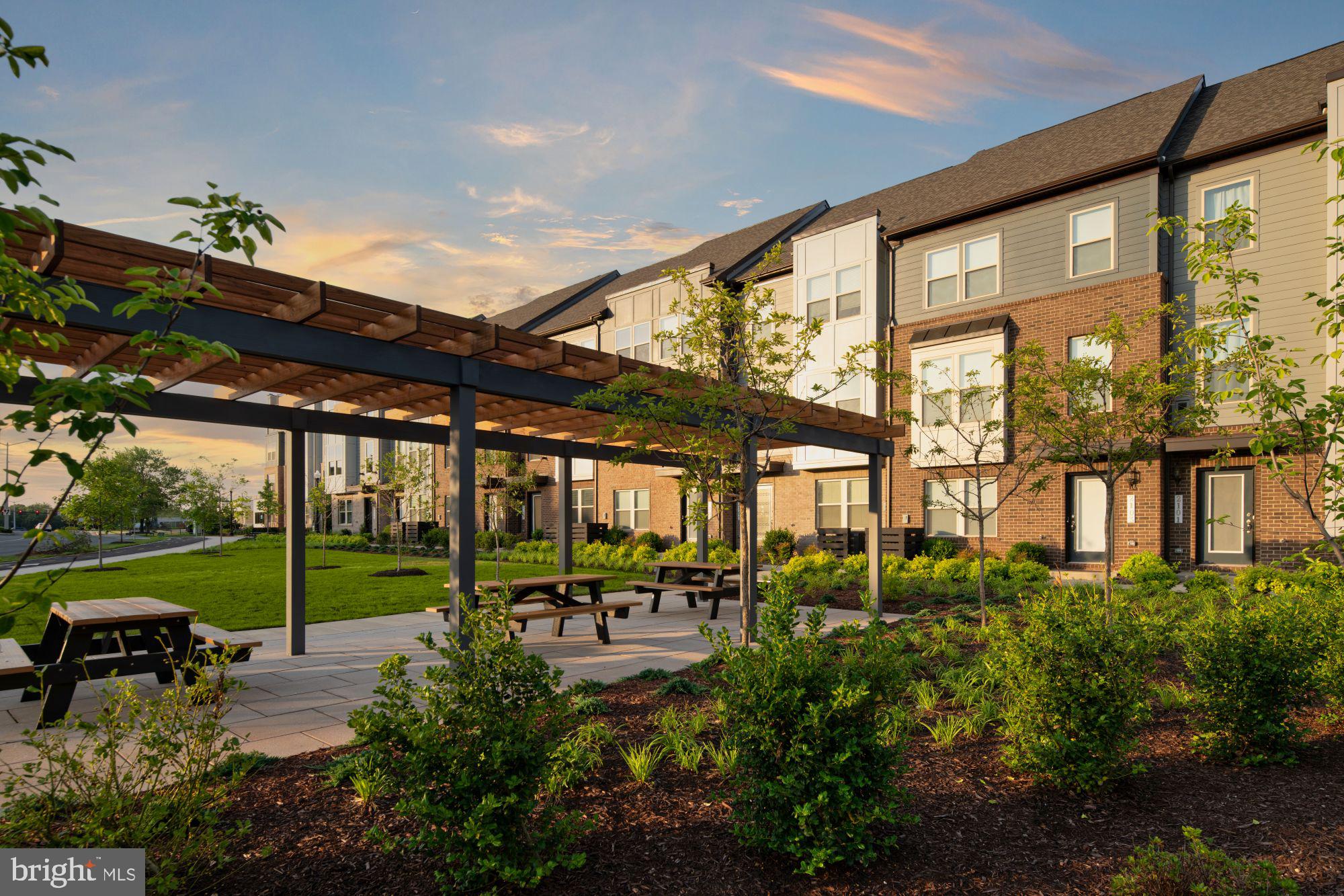 2157 GLACIER ROAD