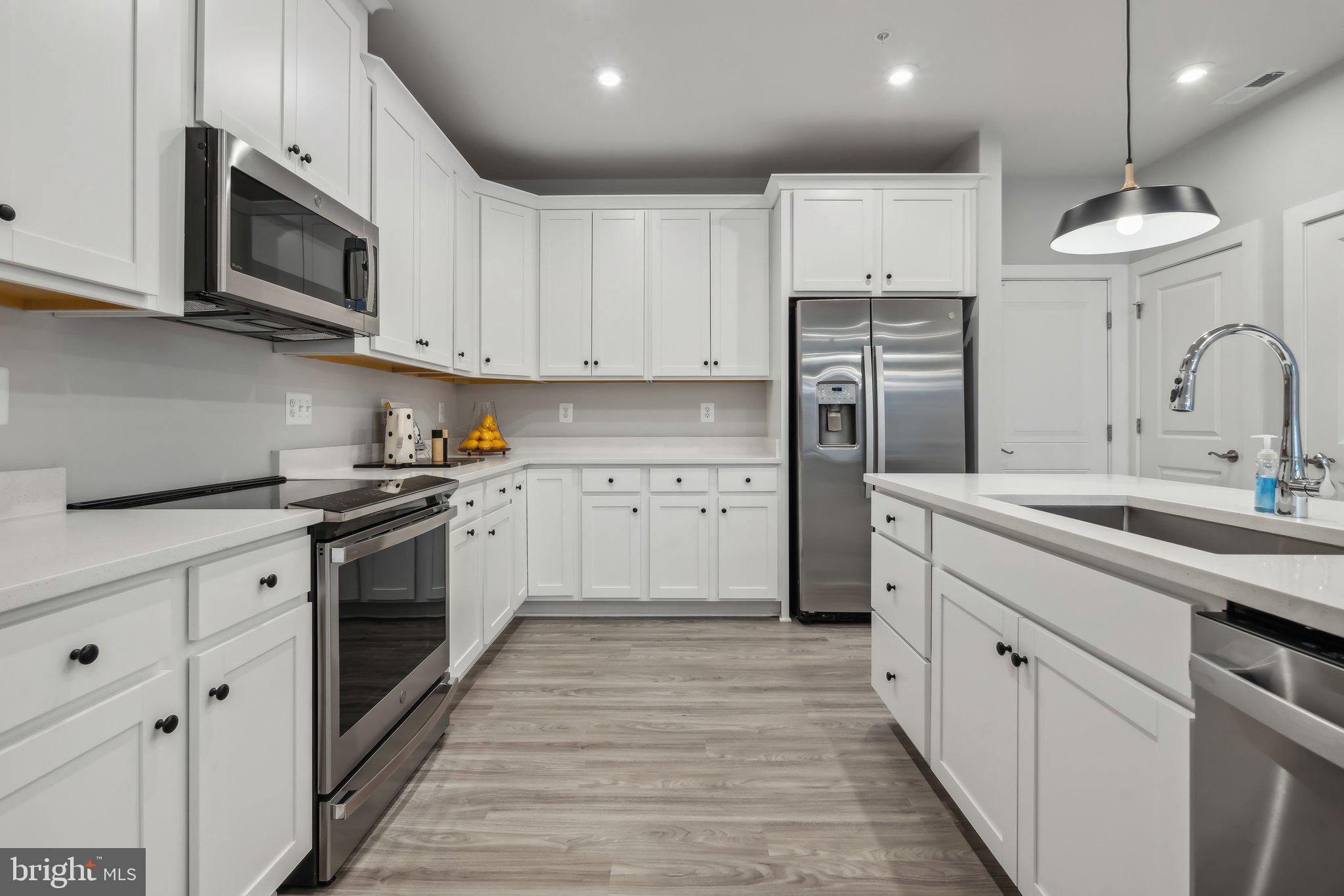 2157 GLACIER ROAD