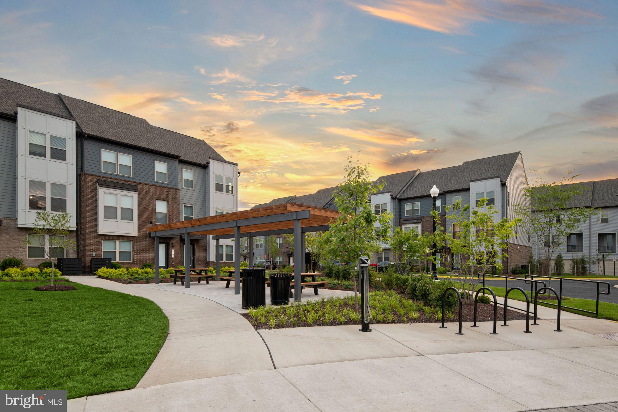 2157 GLACIER ROAD