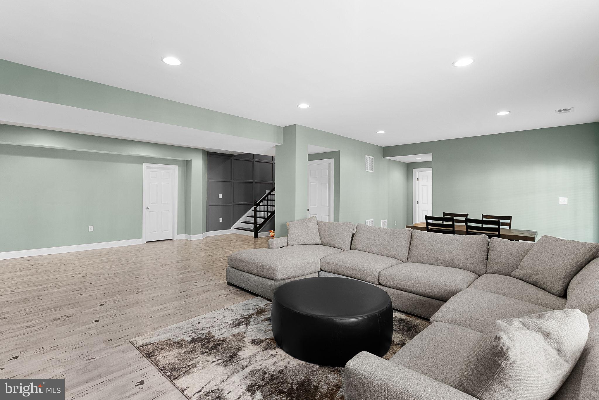 21431 FAIRHUNT DRIVE