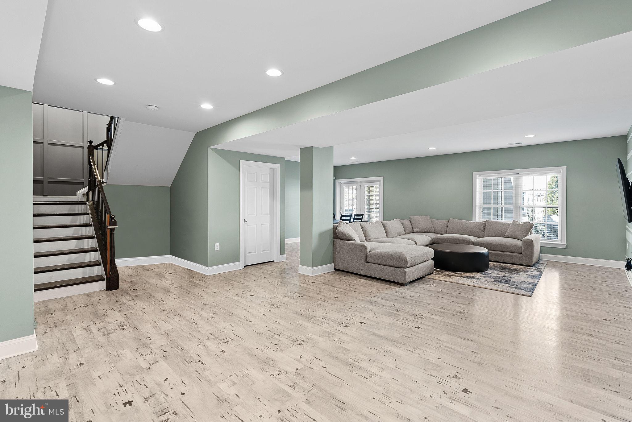 21431 FAIRHUNT DRIVE