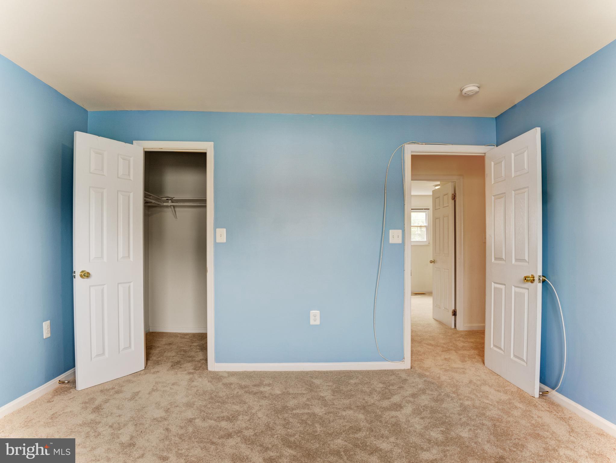 154 MEADOWS LANE NE