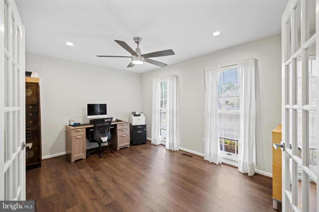 17455 ALDERSHOT PLACE