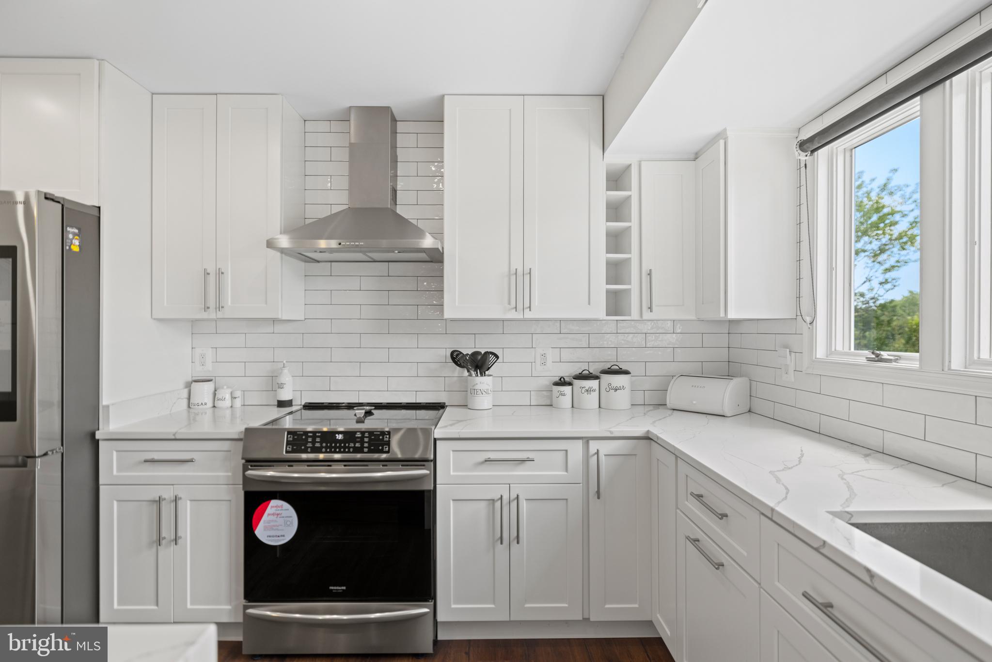 17455 ALDERSHOT PLACE