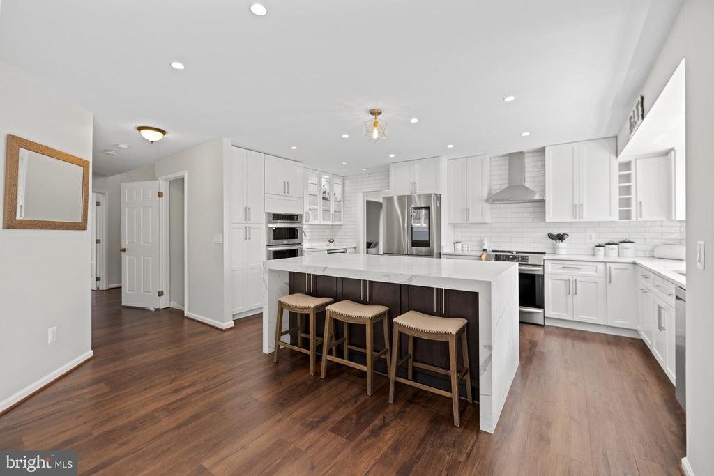 17455 ALDERSHOT PLACE