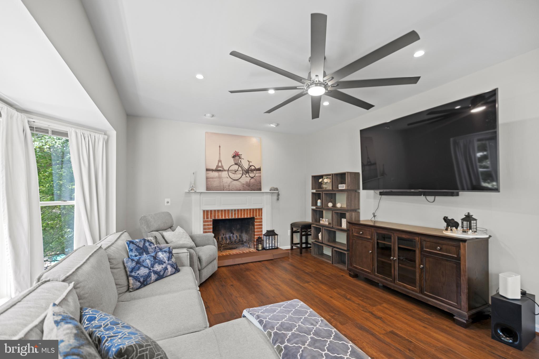 17455 ALDERSHOT PLACE