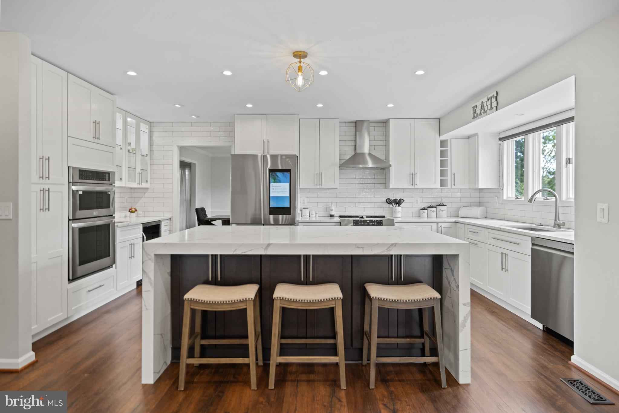 17455 ALDERSHOT PLACE