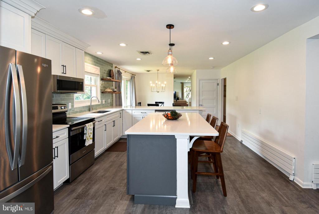 2 CINNAMON FERN ROAD