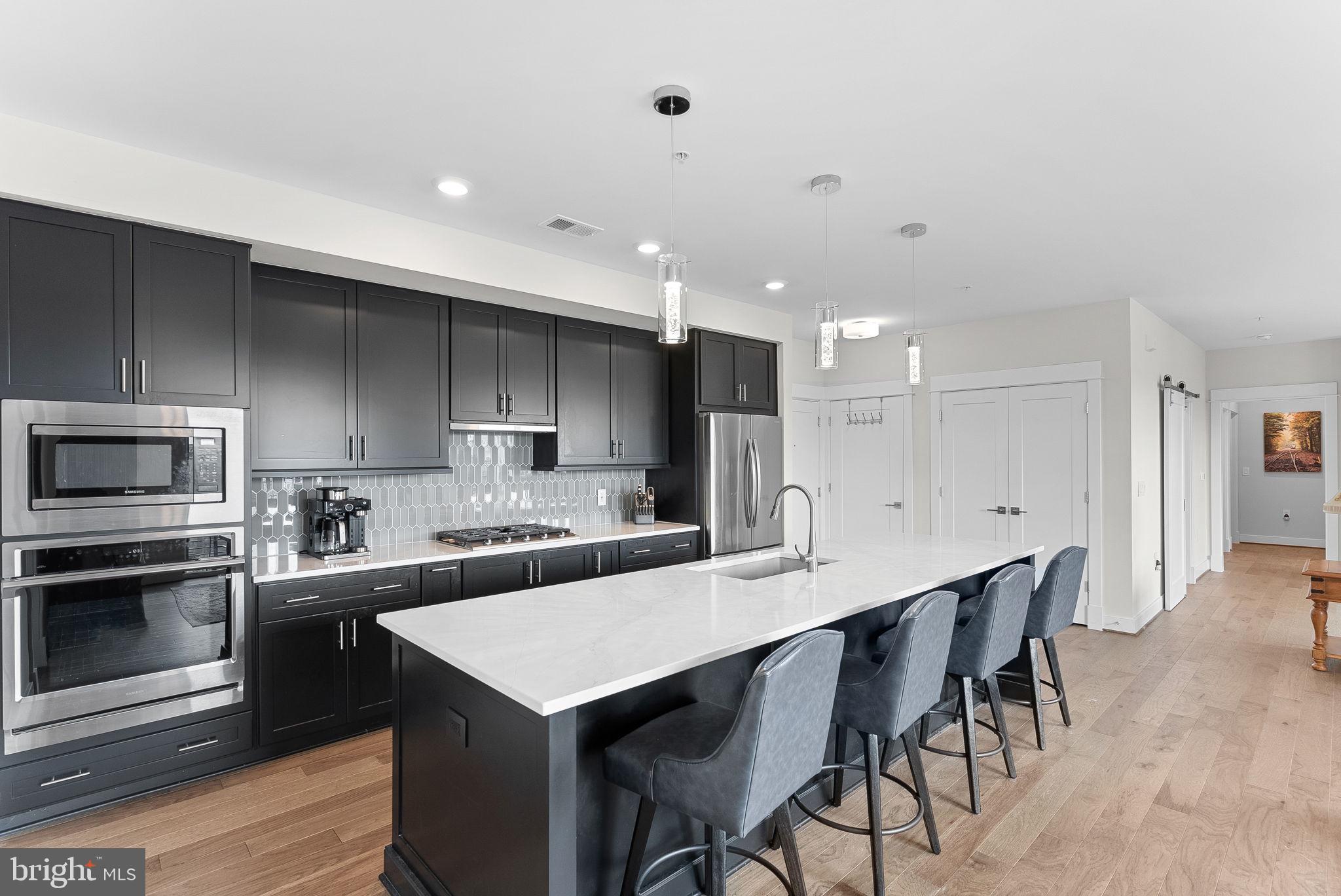 43820 TRACKSIDE TERRACE 404