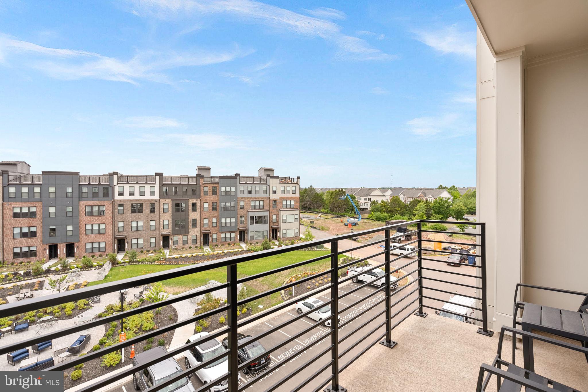 43820 TRACKSIDE TERRACE 404