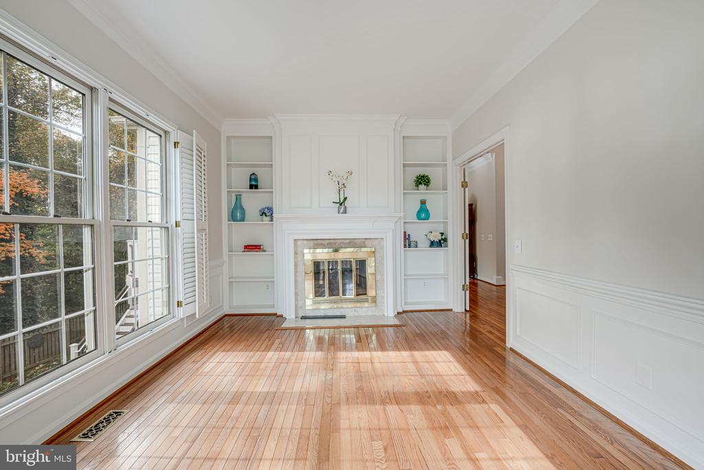 627 DISKIN PLACE SW