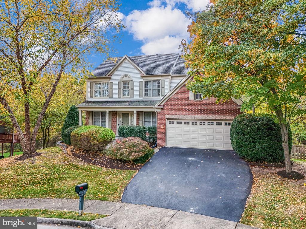 627 DISKIN PLACE SW