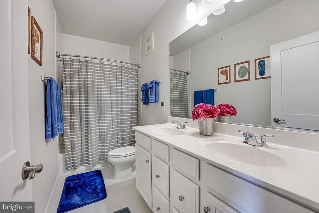 2218 ABBOCCATO TERRACE SE