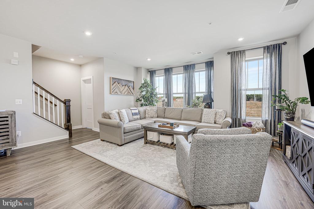 2218 ABBOCCATO TERRACE SE