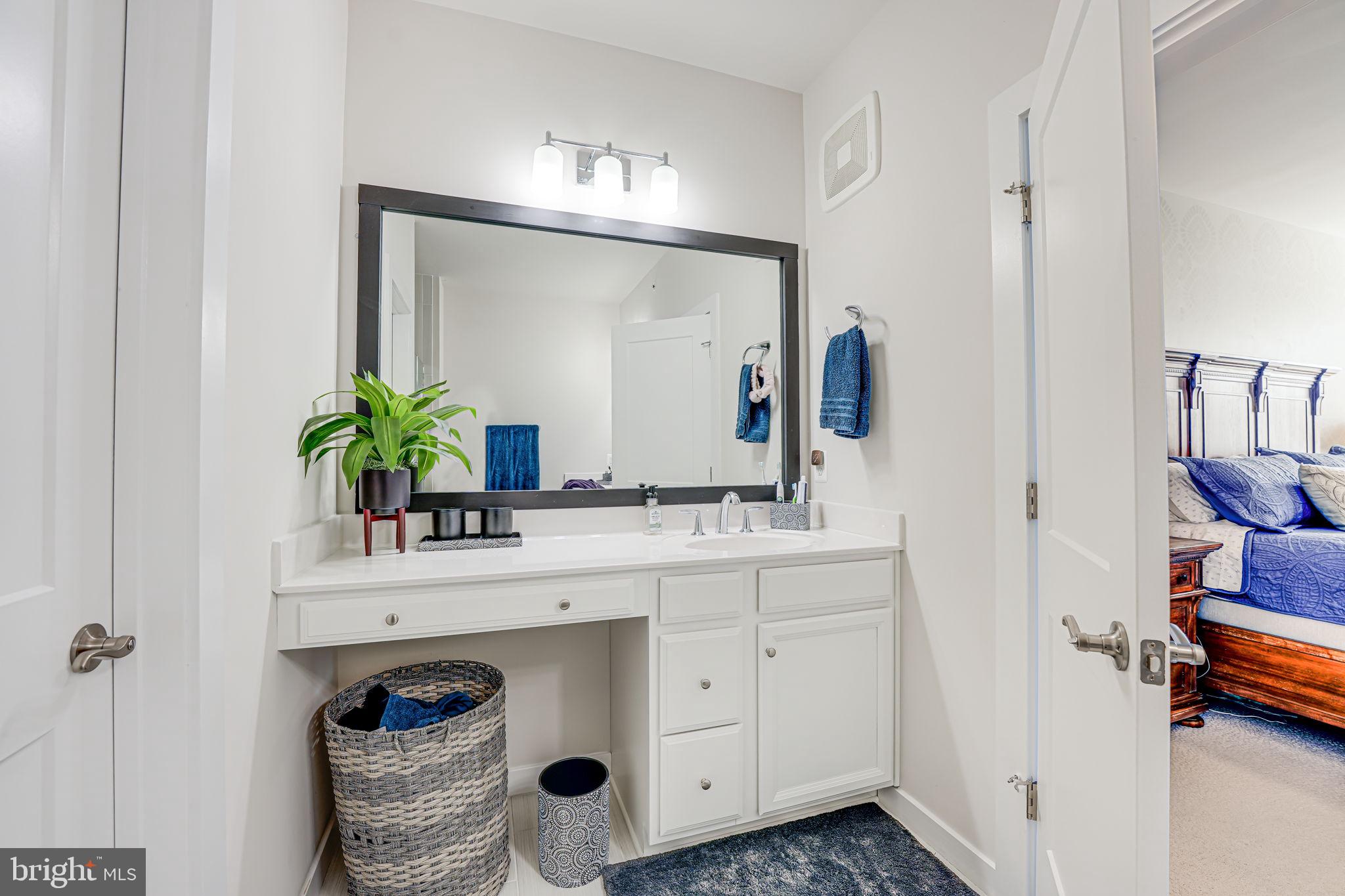 2218 ABBOCCATO TERRACE SE