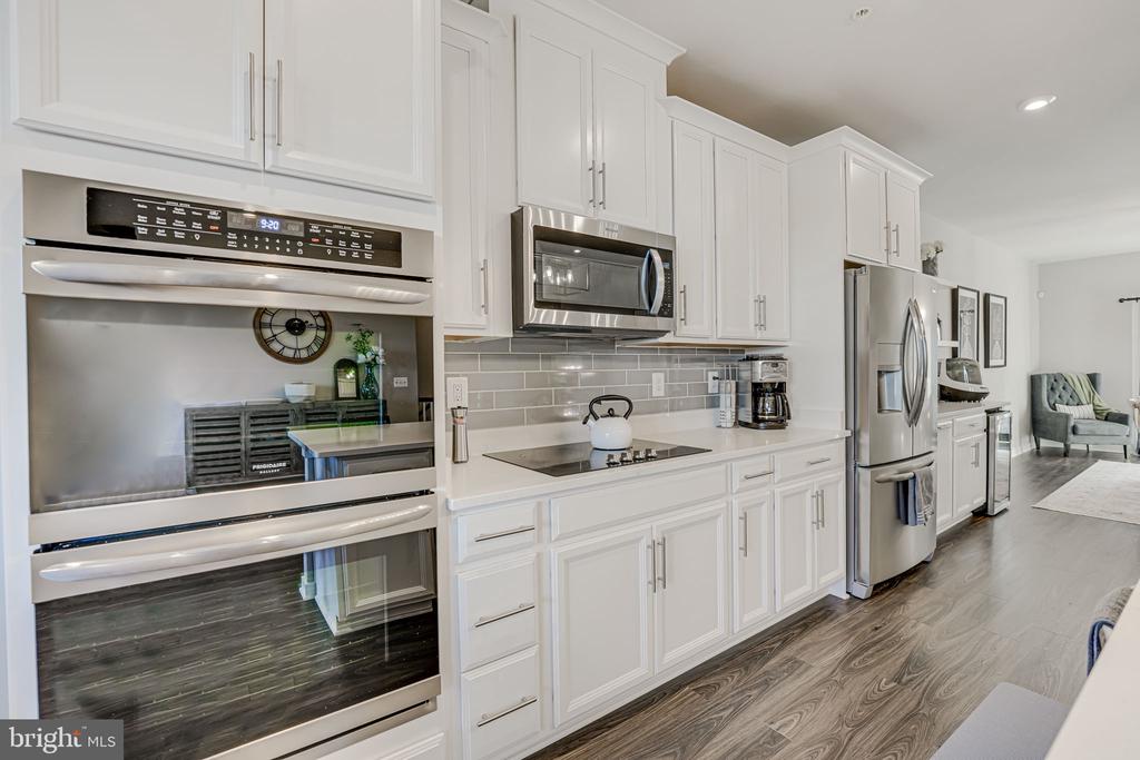 2218 ABBOCCATO TERRACE SE