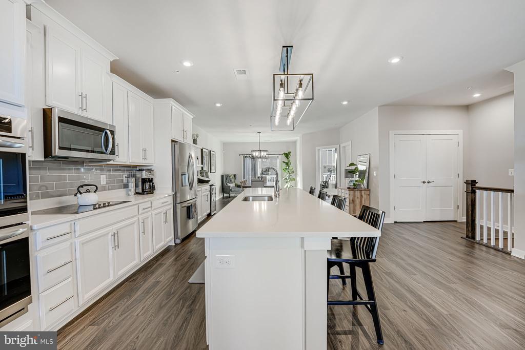 2218 ABBOCCATO TERRACE SE