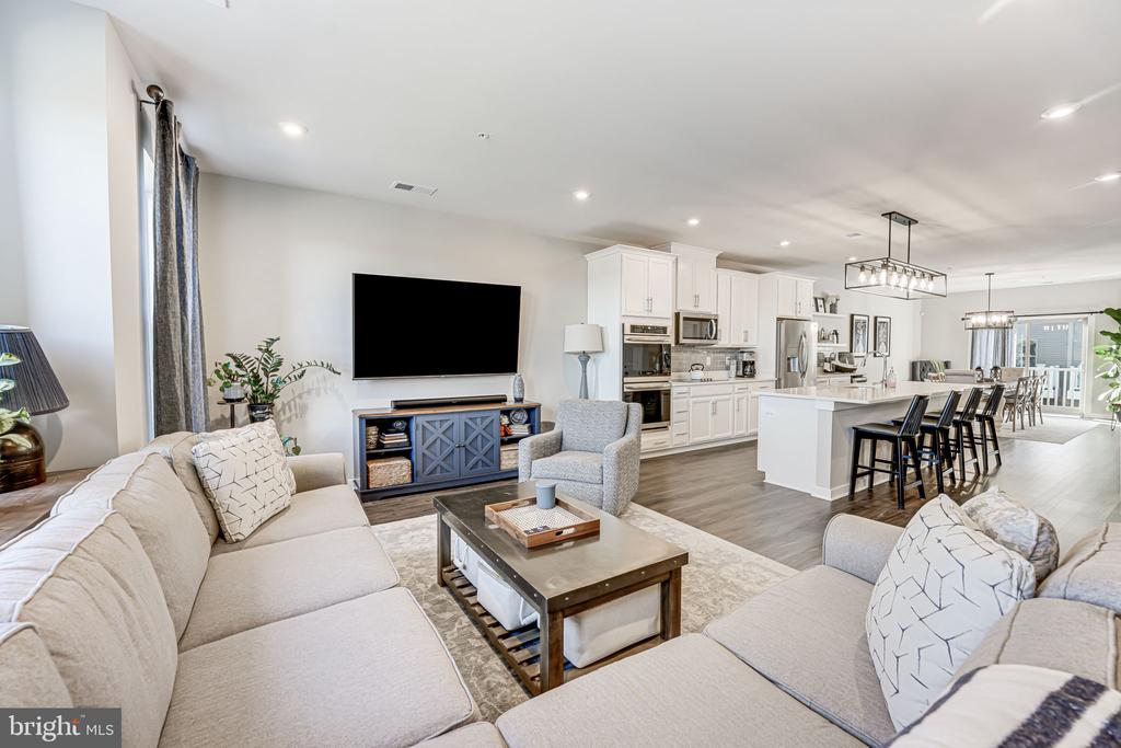 2218 ABBOCCATO TERRACE SE