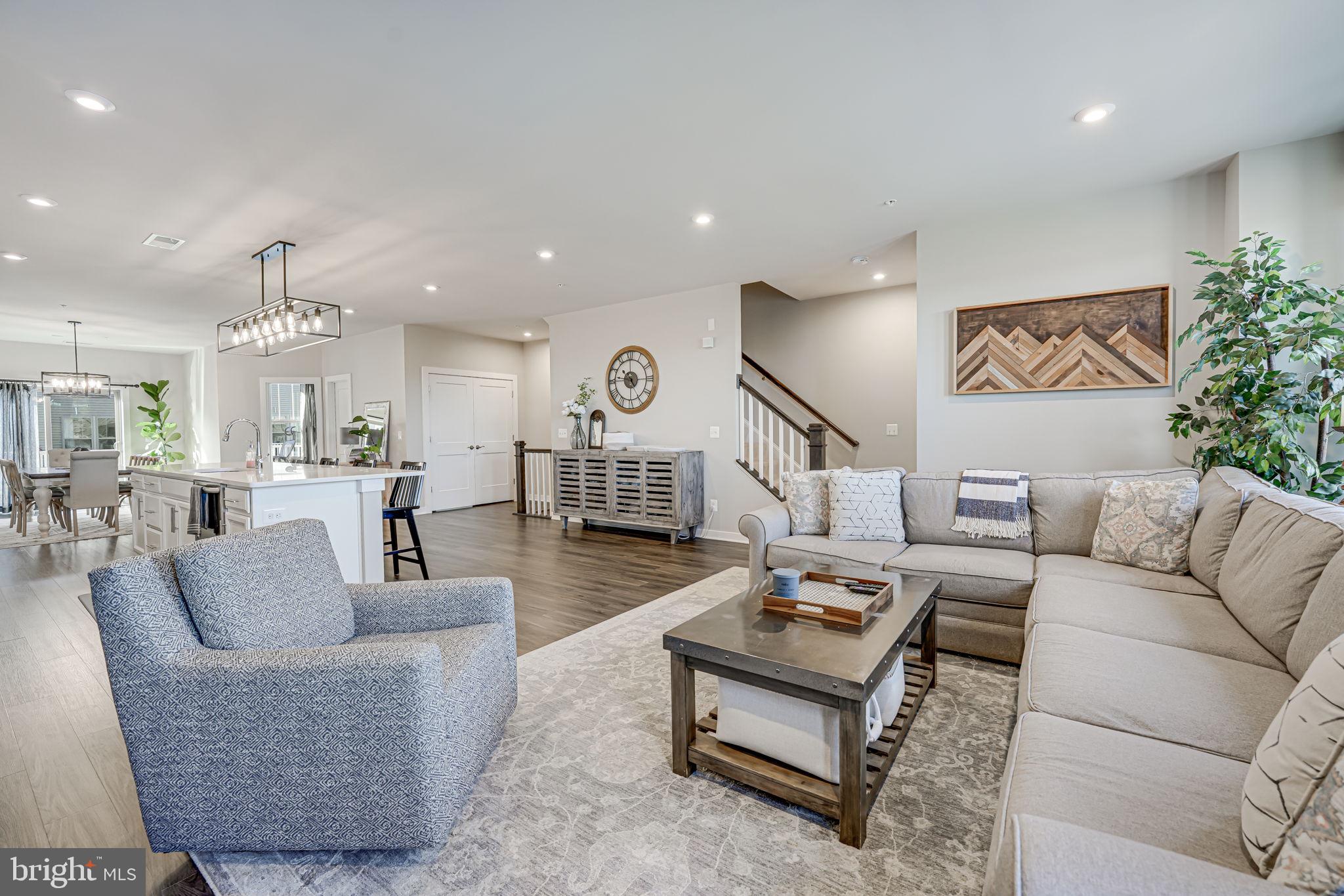 2218 ABBOCCATO TERRACE SE