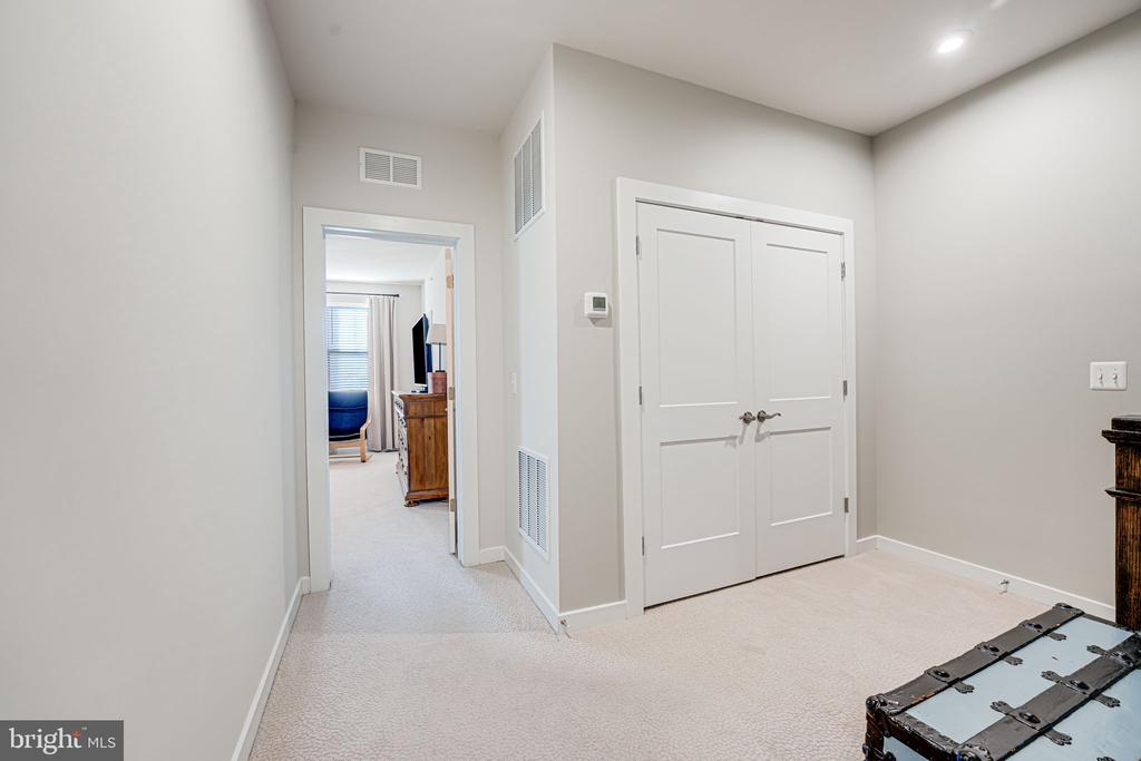 2218 ABBOCCATO TERRACE SE