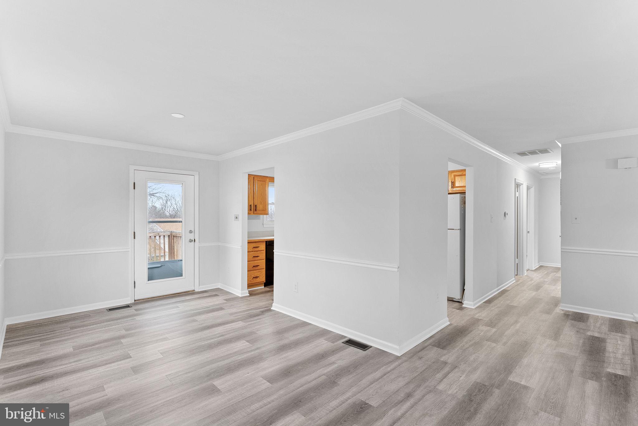 112 W BRIGHTON AVENUE