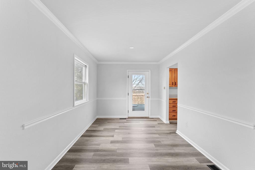 112 W BRIGHTON AVENUE