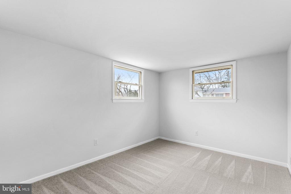 112 W BRIGHTON AVENUE