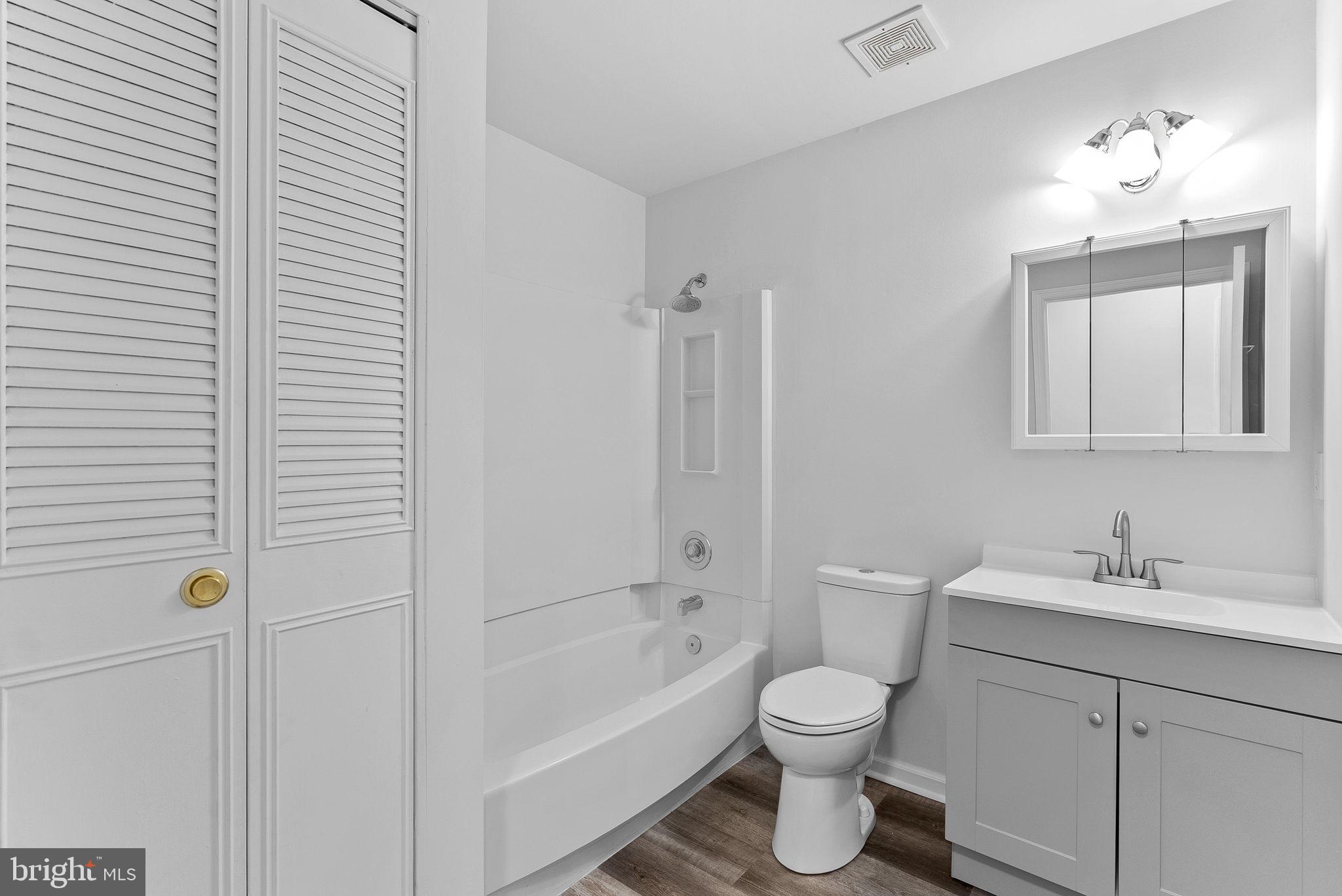 112 W BRIGHTON AVENUE