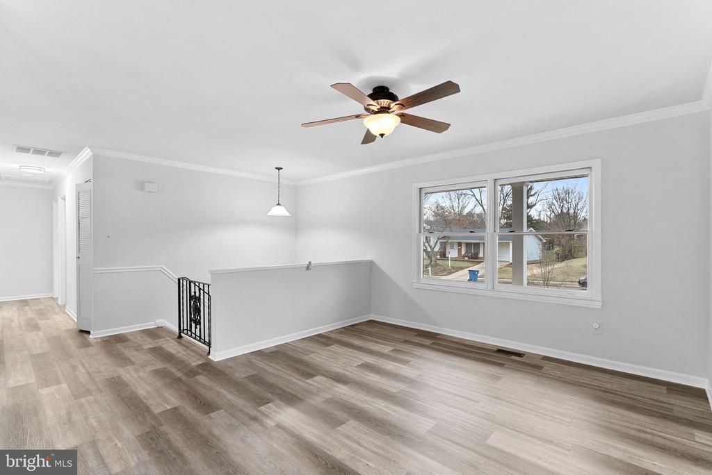112 W BRIGHTON AVENUE