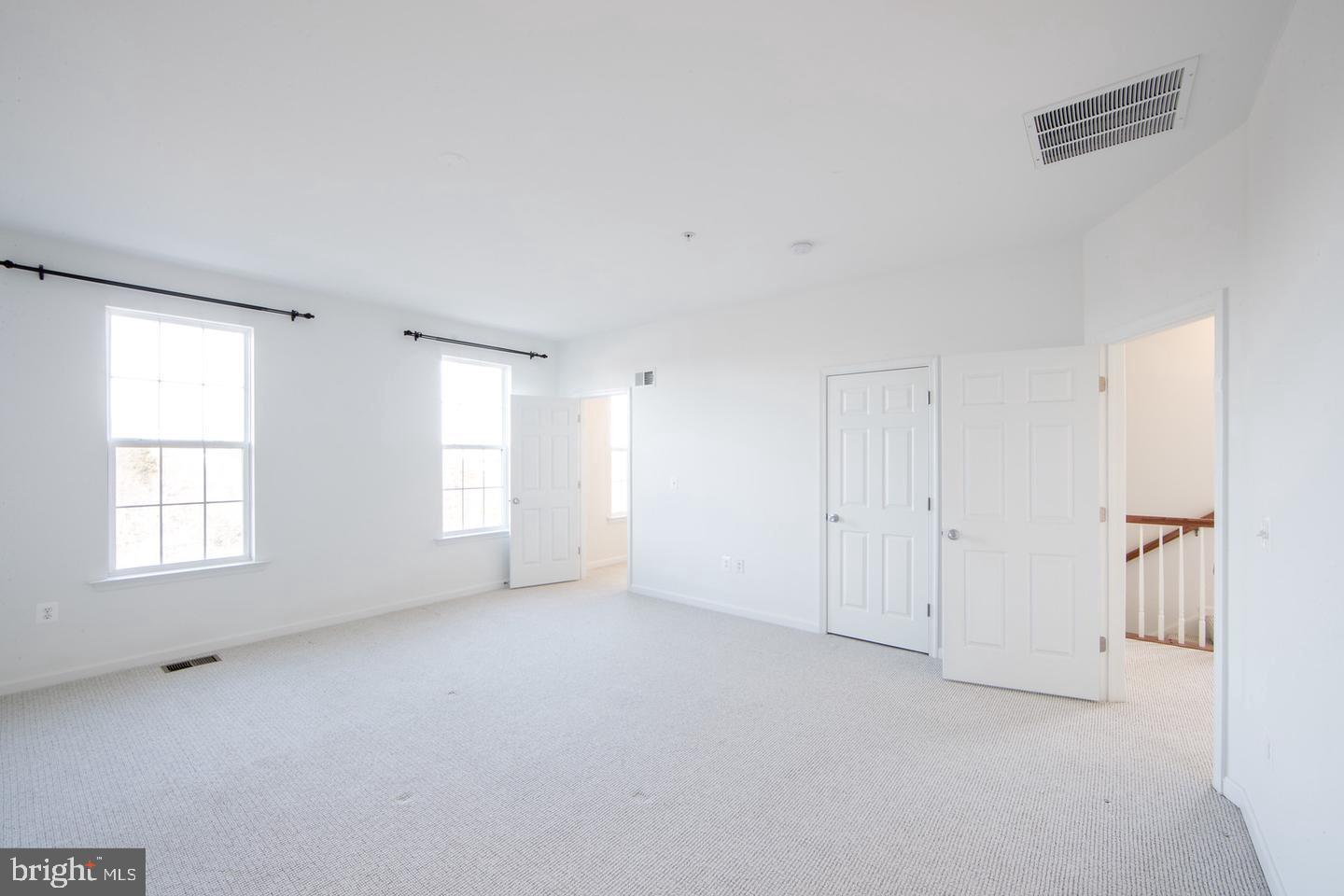 43871 CENTERGATE DRIVE