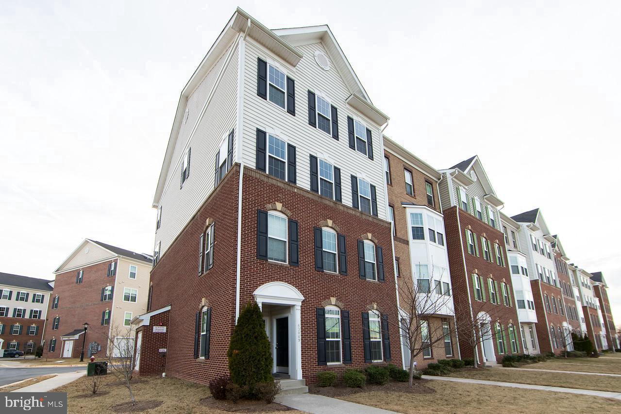 43871 CENTERGATE DRIVE