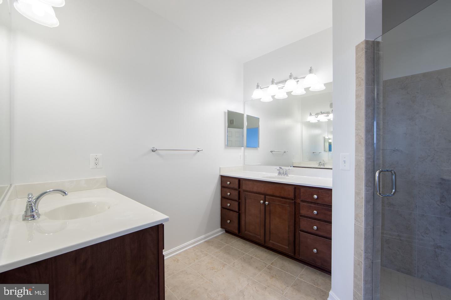 43871 CENTERGATE DRIVE