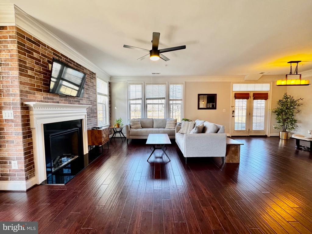 42562 WILDLY TERRACE