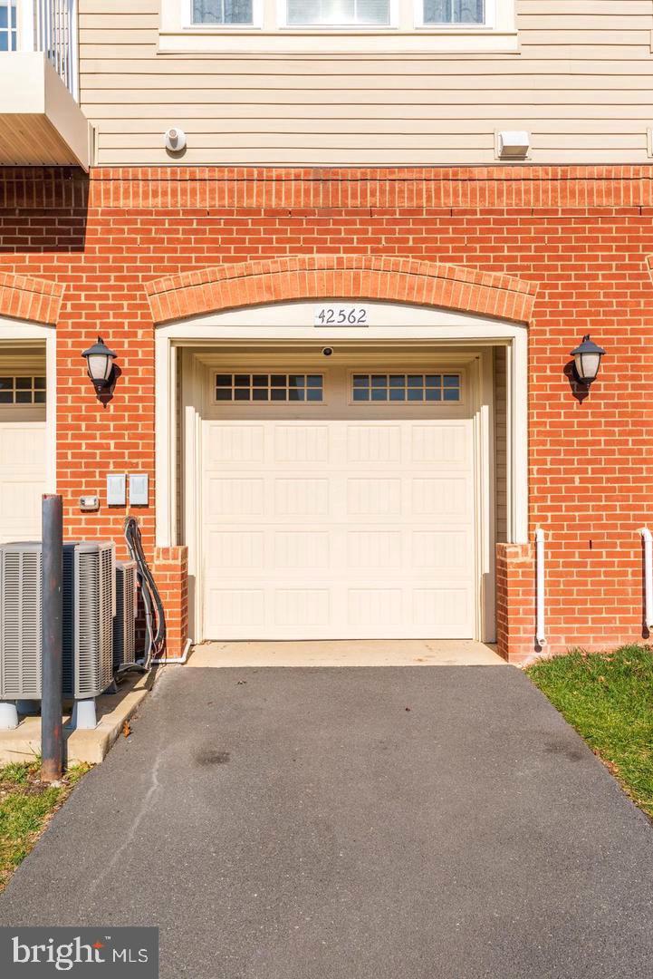 42562 WILDLY TERRACE