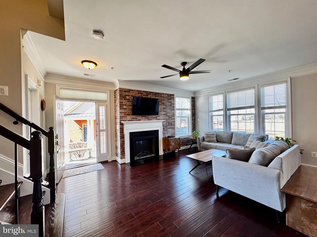 42562 WILDLY TERRACE