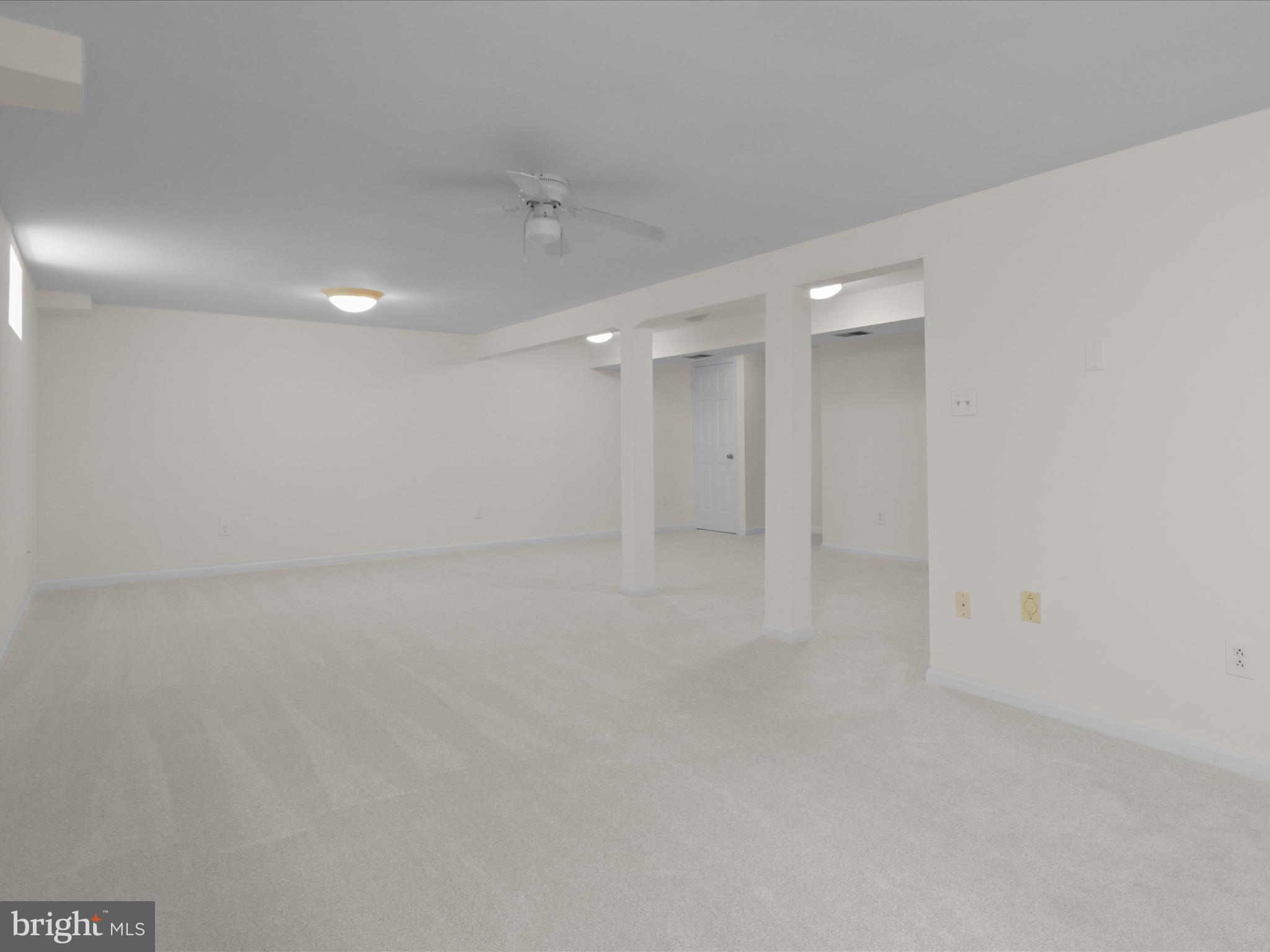 216 CATOCTIN CIRCLE NE