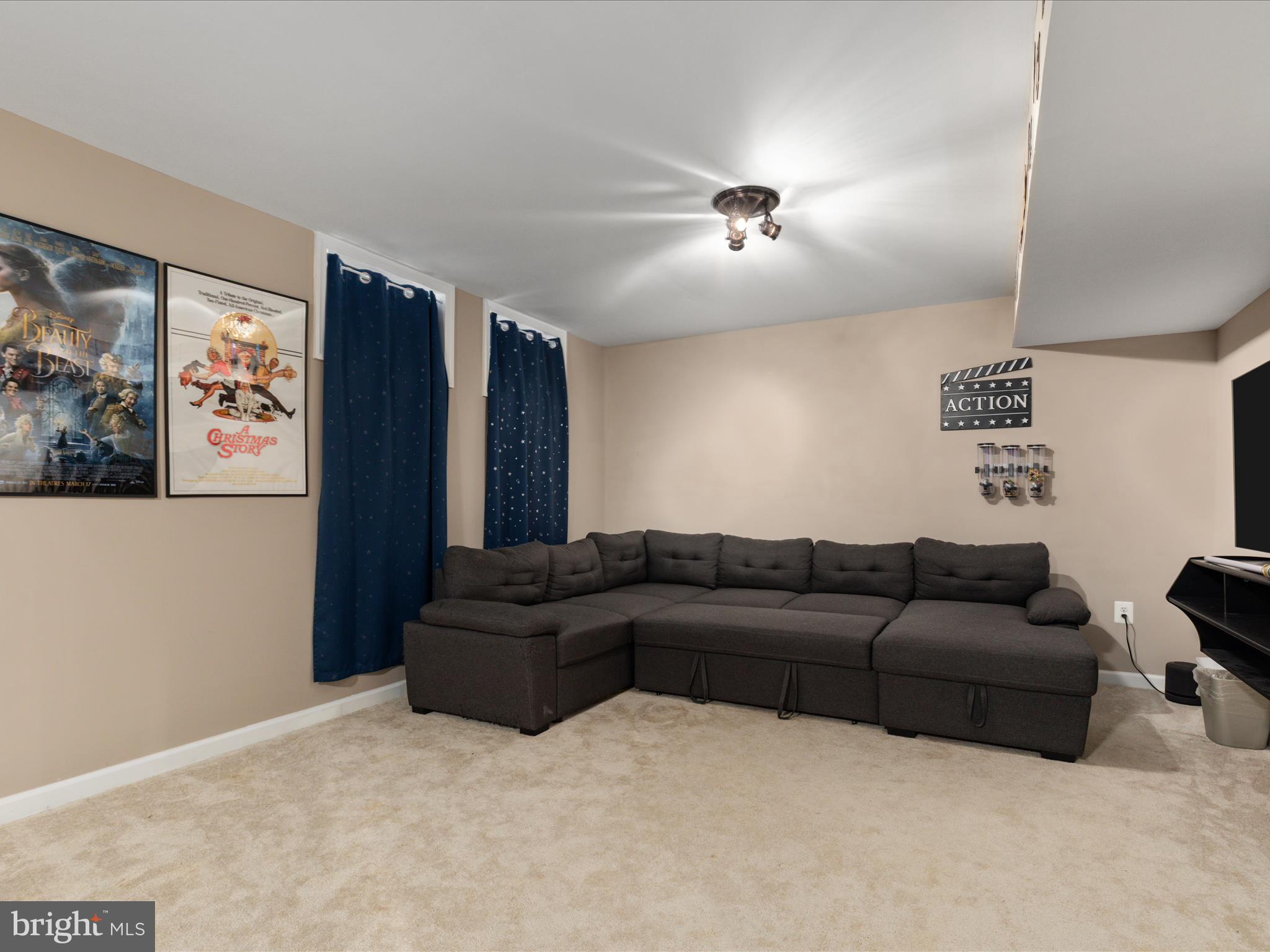 43876 GLENHAZEL DRIVE