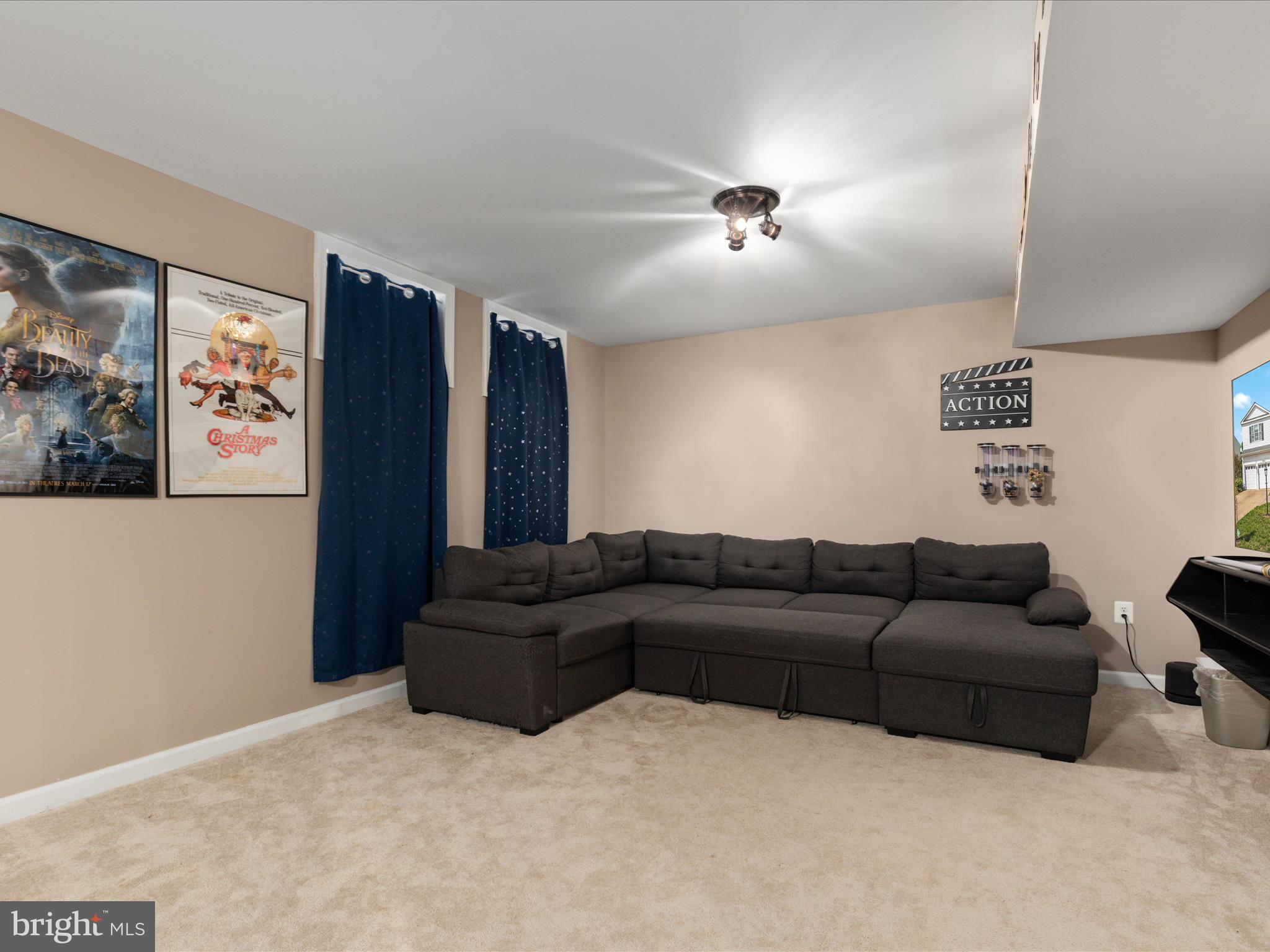 43876 GLENHAZEL DRIVE