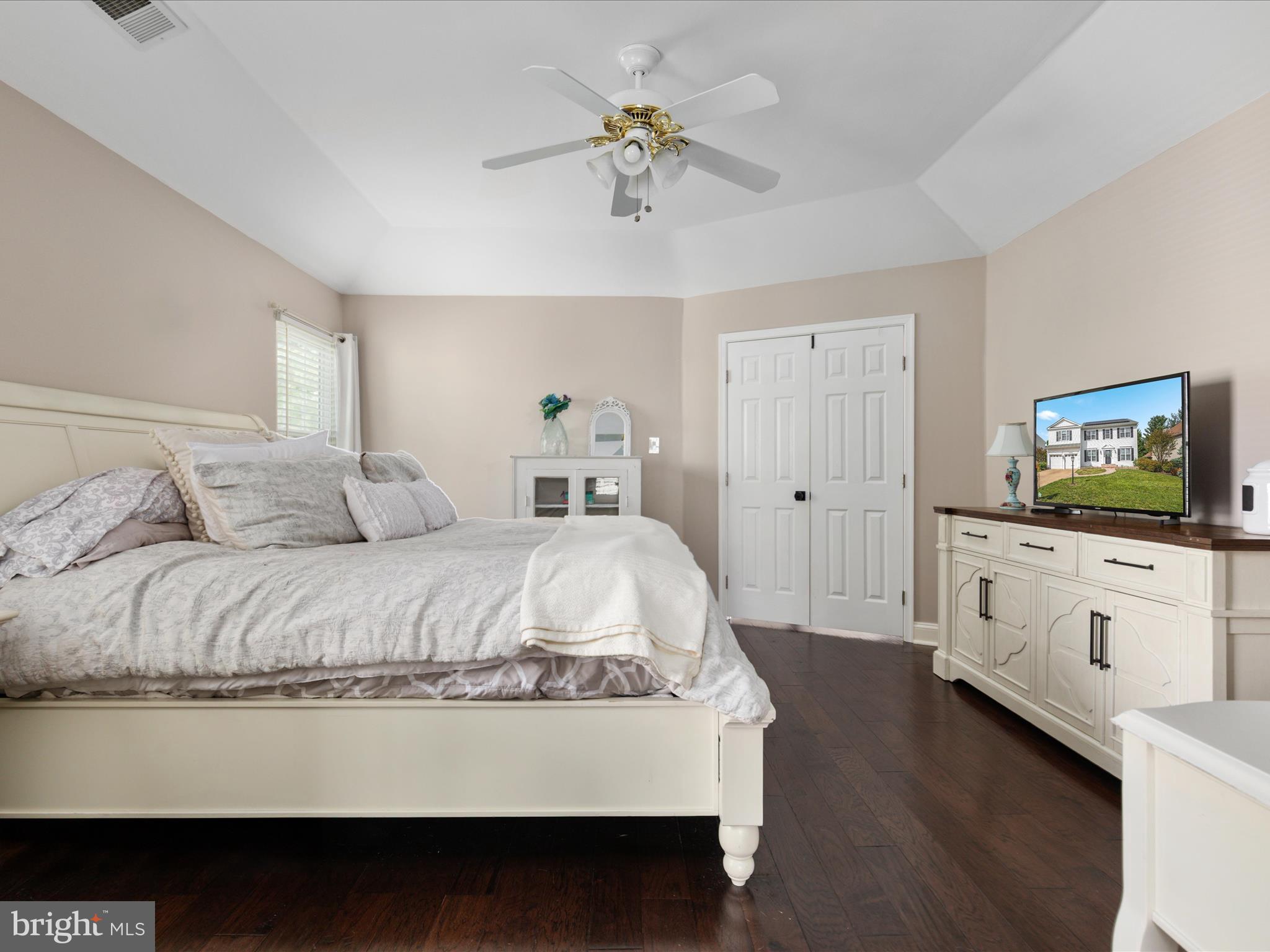 43876 GLENHAZEL DRIVE