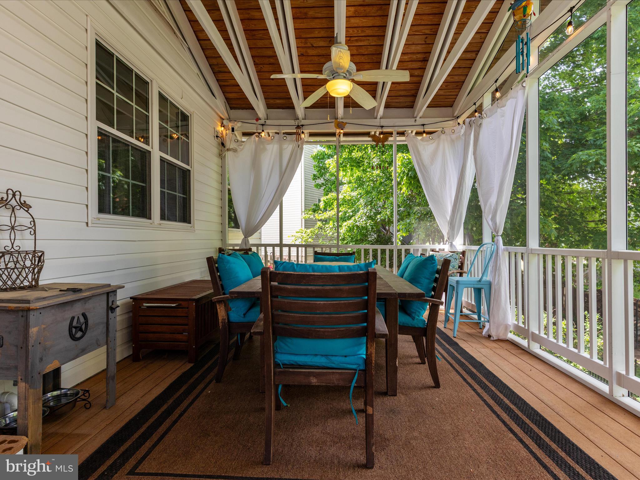 43876 GLENHAZEL DRIVE