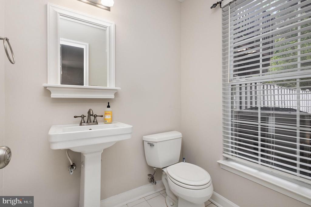 35869 DEVON PARK SQUARE