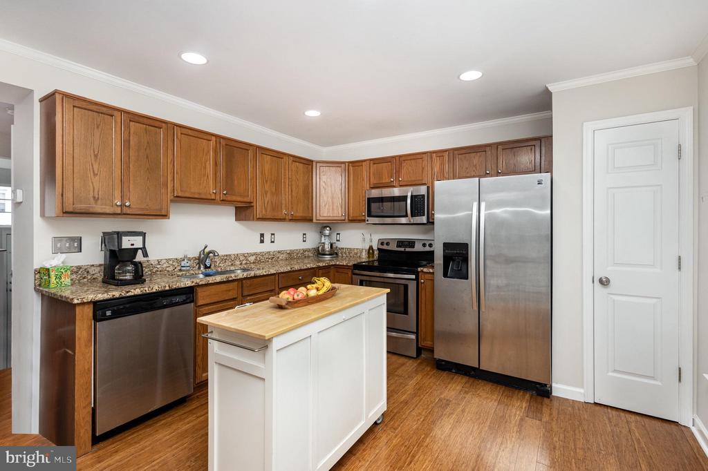 35869 DEVON PARK SQUARE