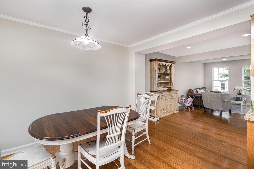 35869 DEVON PARK SQUARE