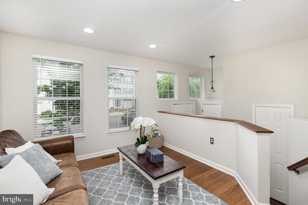 35869 DEVON PARK SQUARE
