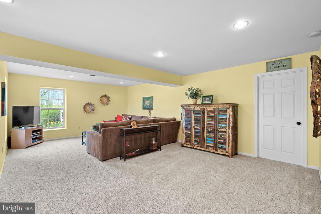 36453 DWYER COURT